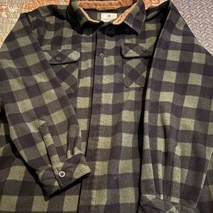Legendary Whitetails Green and Black Plaid Casual Button Down fleece Shirt